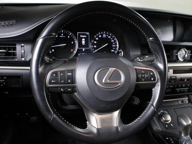 Lexus ES 2018