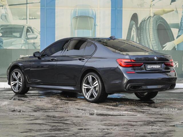 BMW 5 серии 2019