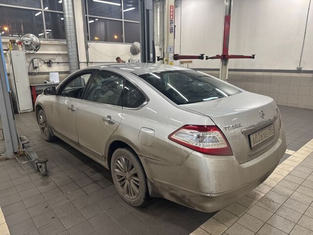 Nissan Teana 2011