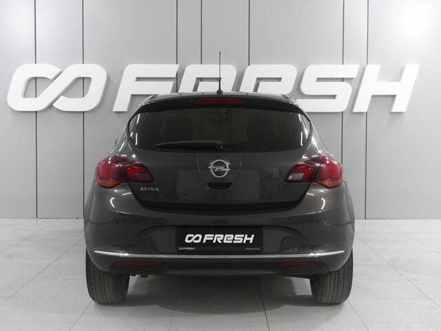 Opel Astra 2013