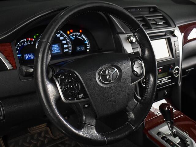 Toyota Camry 2014