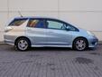 Honda Fit Shuttle 2012