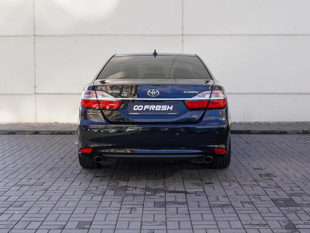 Toyota Camry 2015