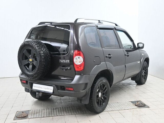 Chevrolet Niva 2013