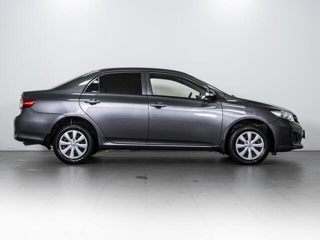 Toyota Corolla 2011