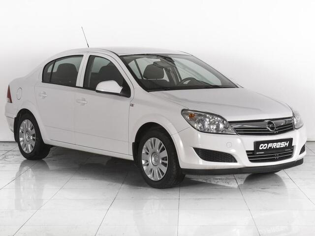 Opel Astra 2010