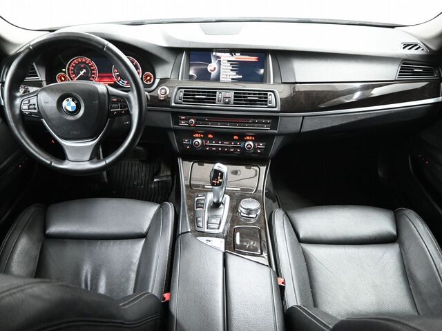 BMW 5 серии 2015