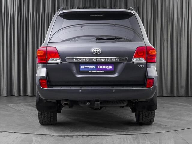 Toyota Land Cruiser 2012