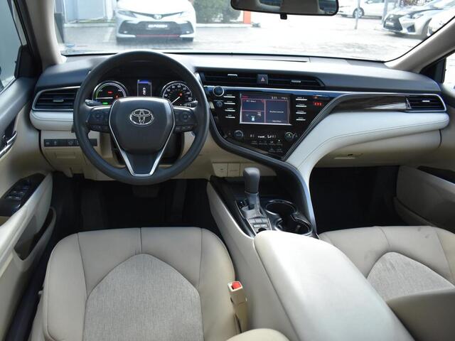 Toyota Camry 2018