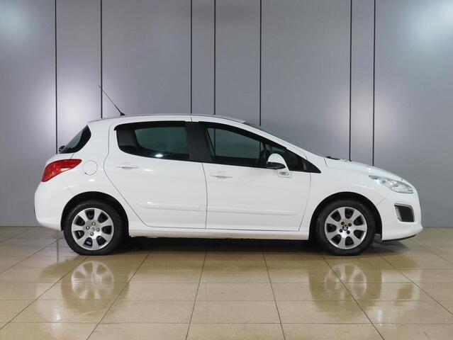 Peugeot 308 2011