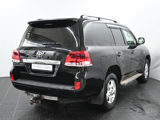 Toyota Land Cruiser 2010