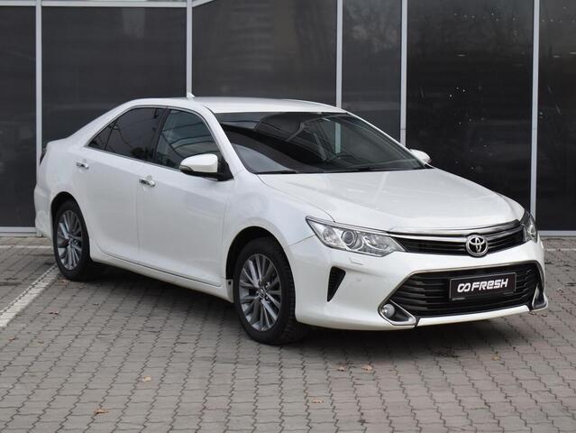 Toyota Camry 2016