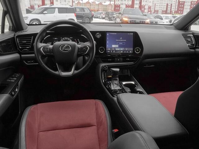 Lexus NX 2022