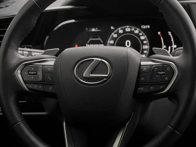 Lexus NX 2022