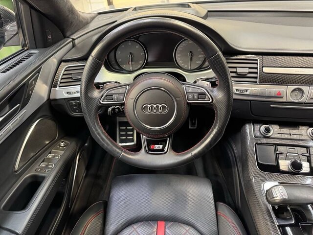 Audi S8 2016