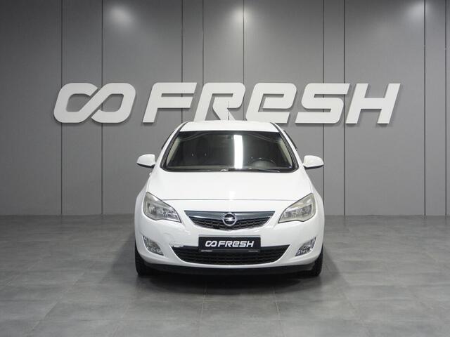 Opel Astra 2012