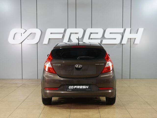 Hyundai Solaris 2015