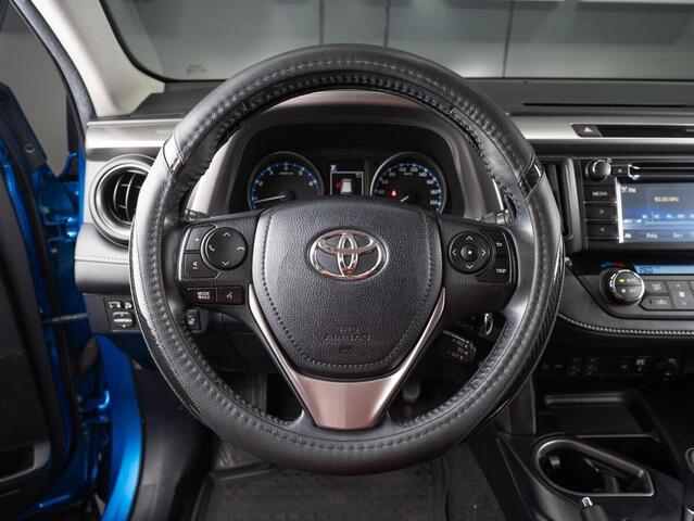 Toyota RAV4 2015