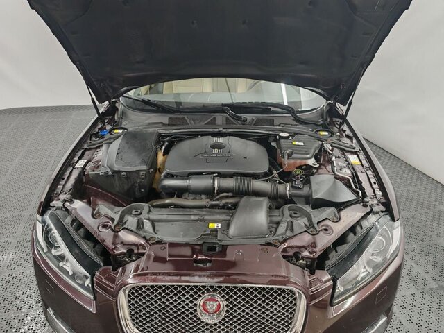 Jaguar XF 2015