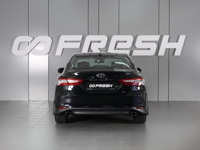Toyota Camry 2019