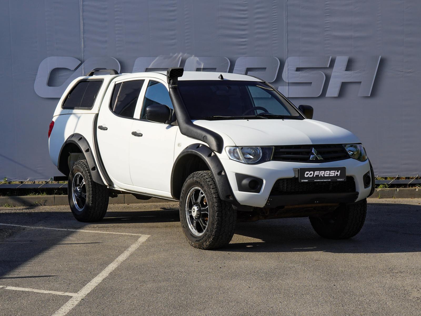 Mitsubishi L200 2005