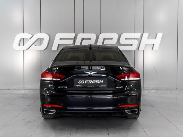 Hyundai Genesis 2015