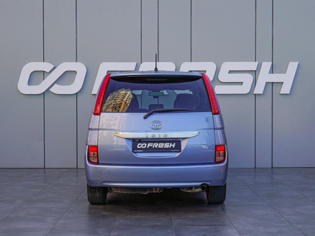 Toyota ISis 2008