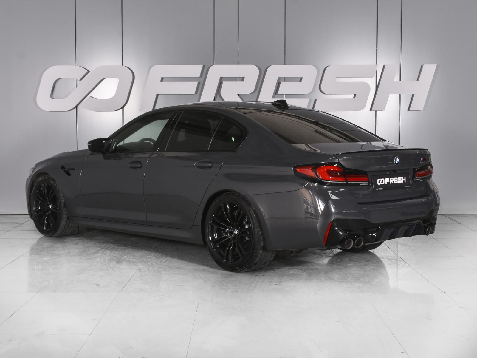 BMW 5 серии 2023