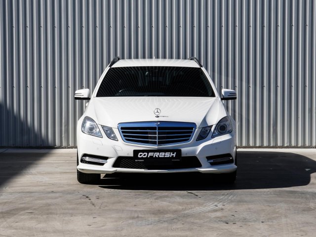 Mercedes-Benz E-Класс 2012