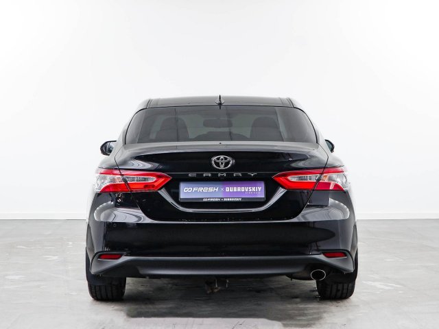 Toyota Camry 2018