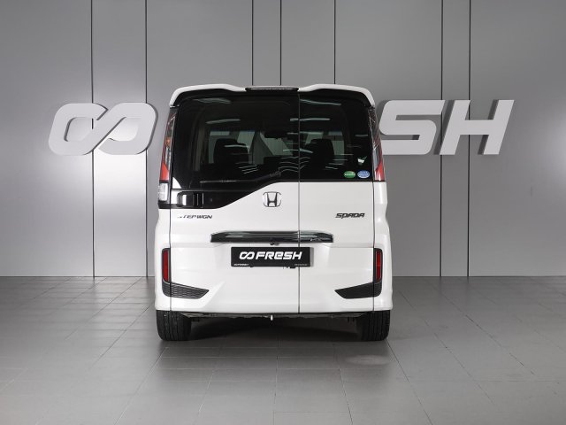 Honda Stepwgn 2017