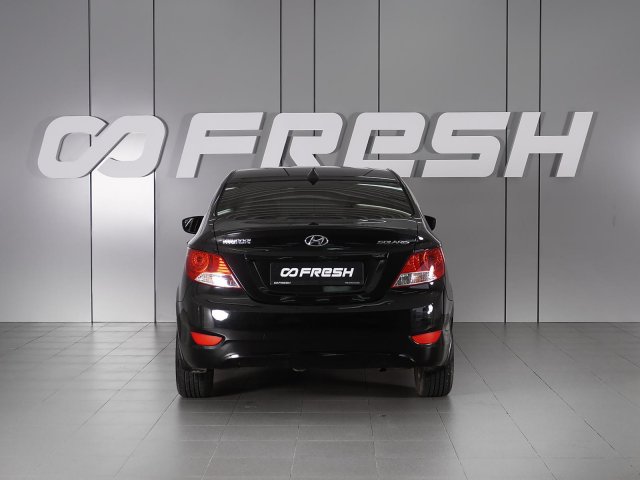 Hyundai Solaris 2014