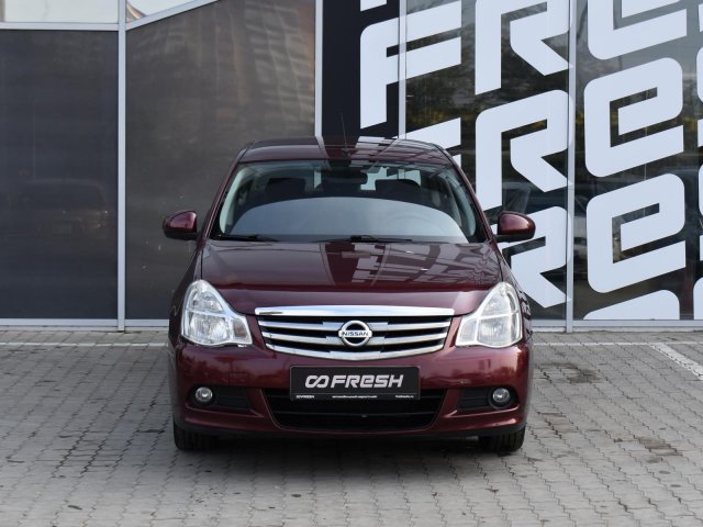 Nissan Almera 2015