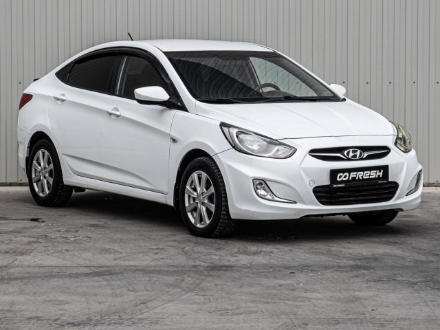 Hyundai Solaris 2013