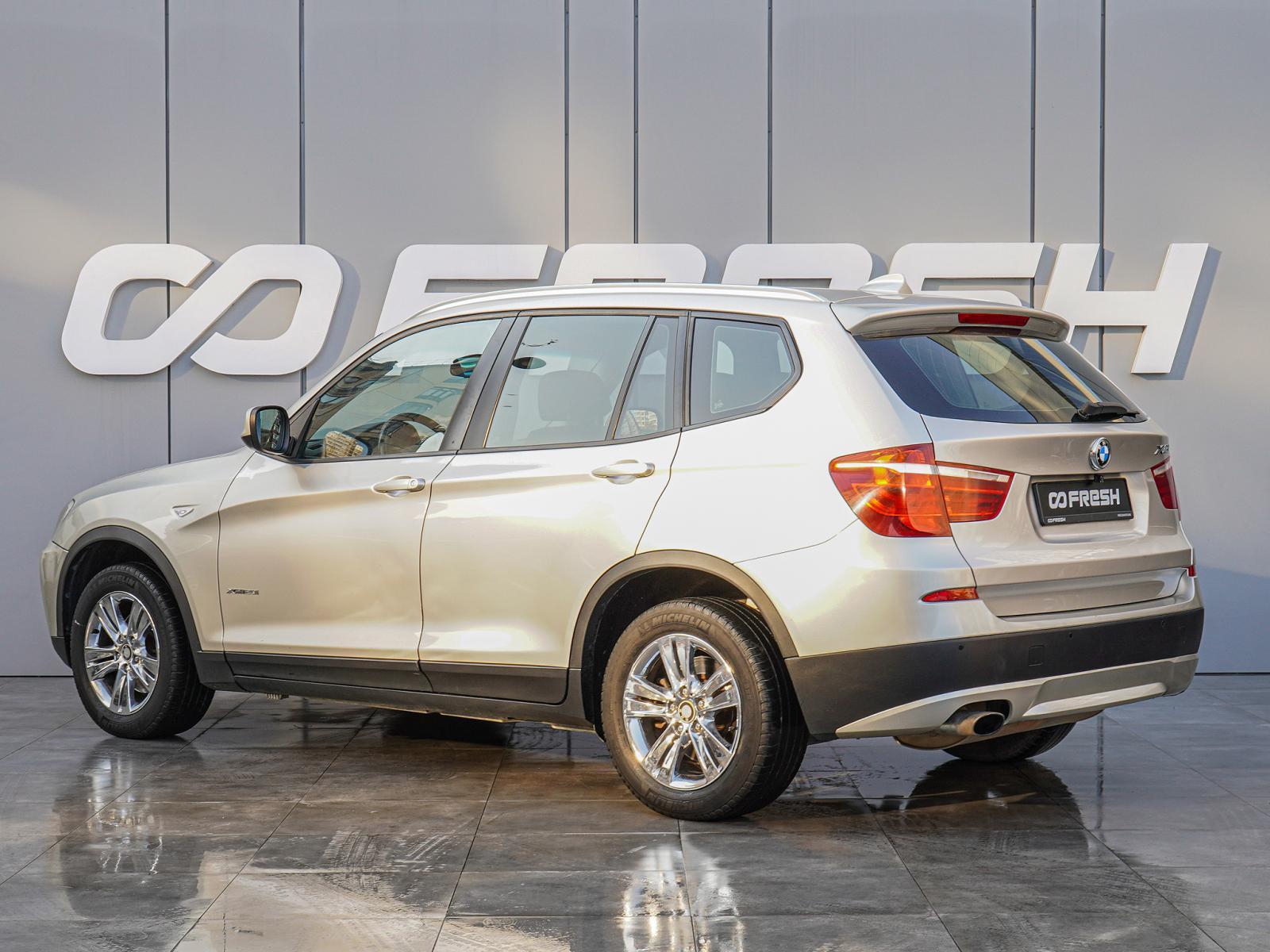 Mitsubishi Outlander 2011