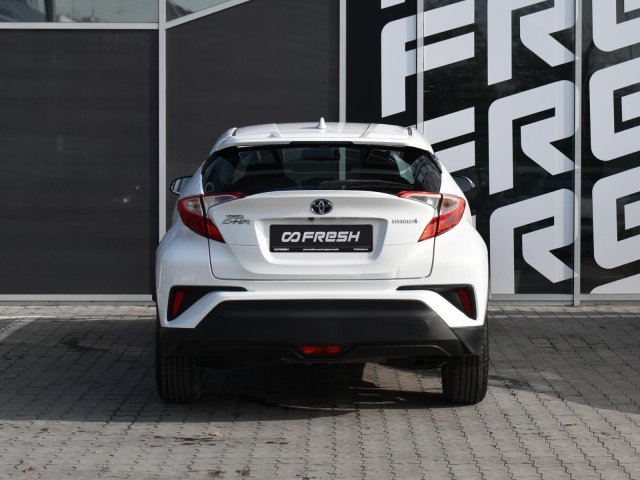 Toyota C-HR 2016