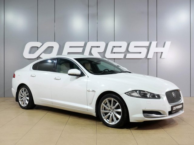 Jaguar XF 2011