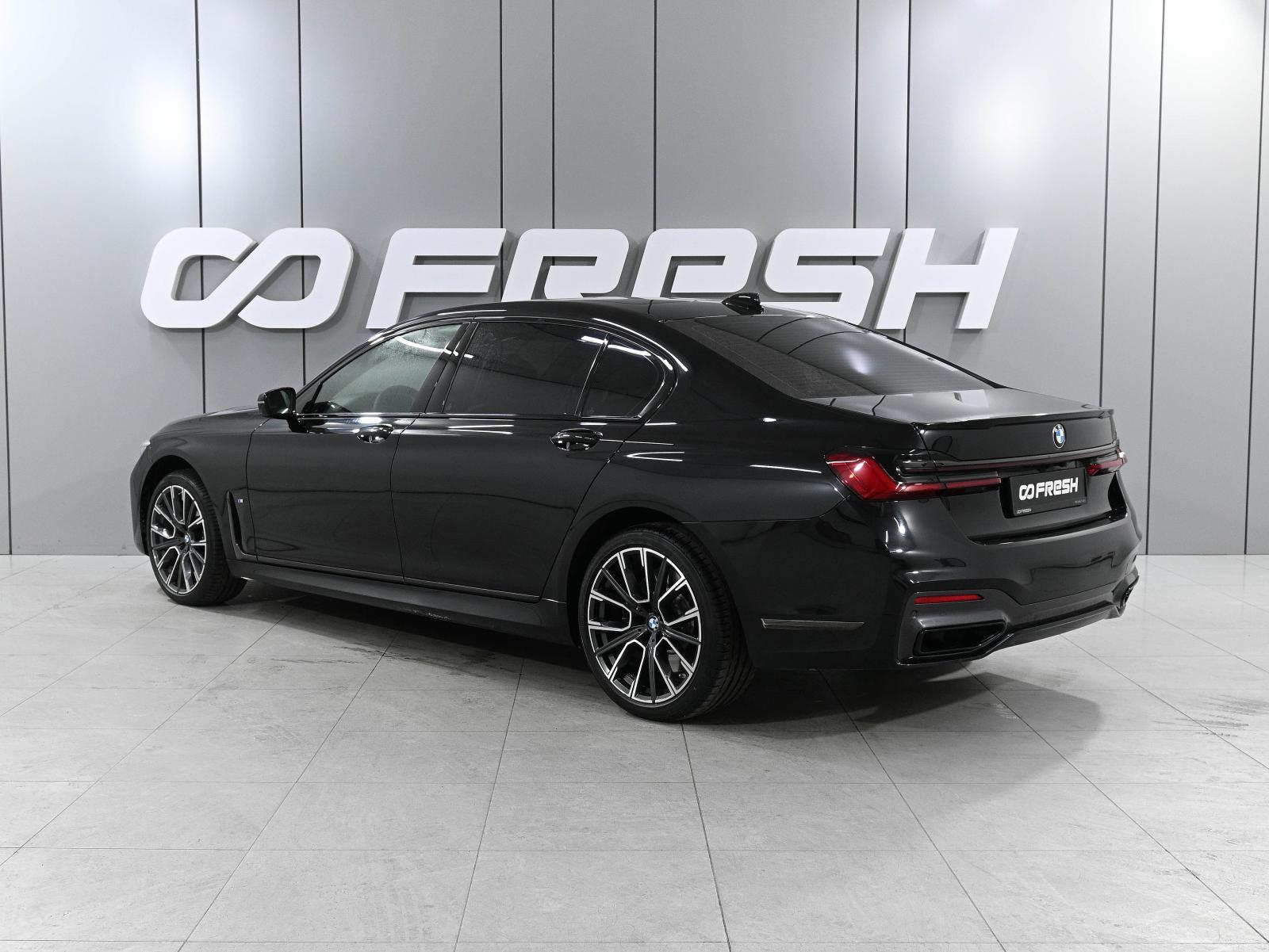 BMW 7 серии 2021