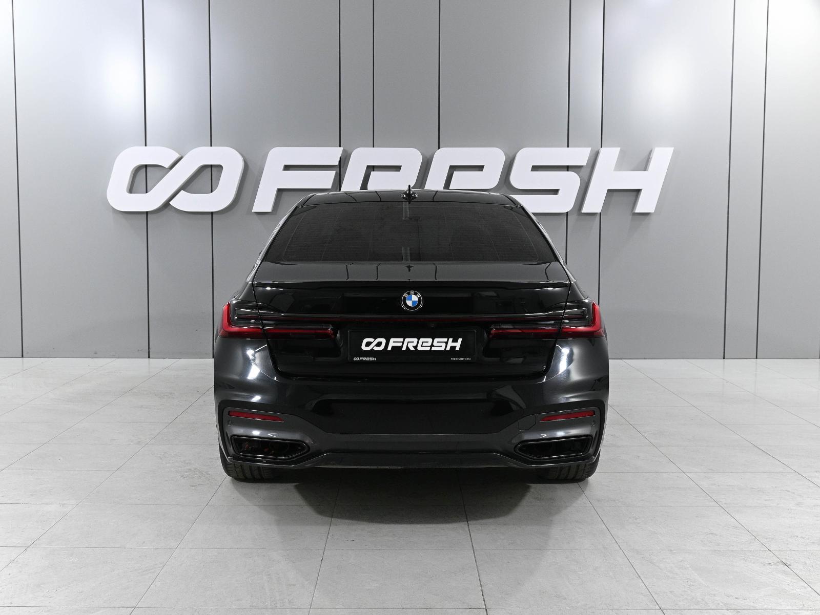 BMW 7 серии 2021