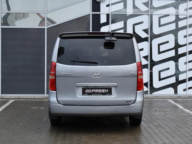 Hyundai Grand Starex 2013