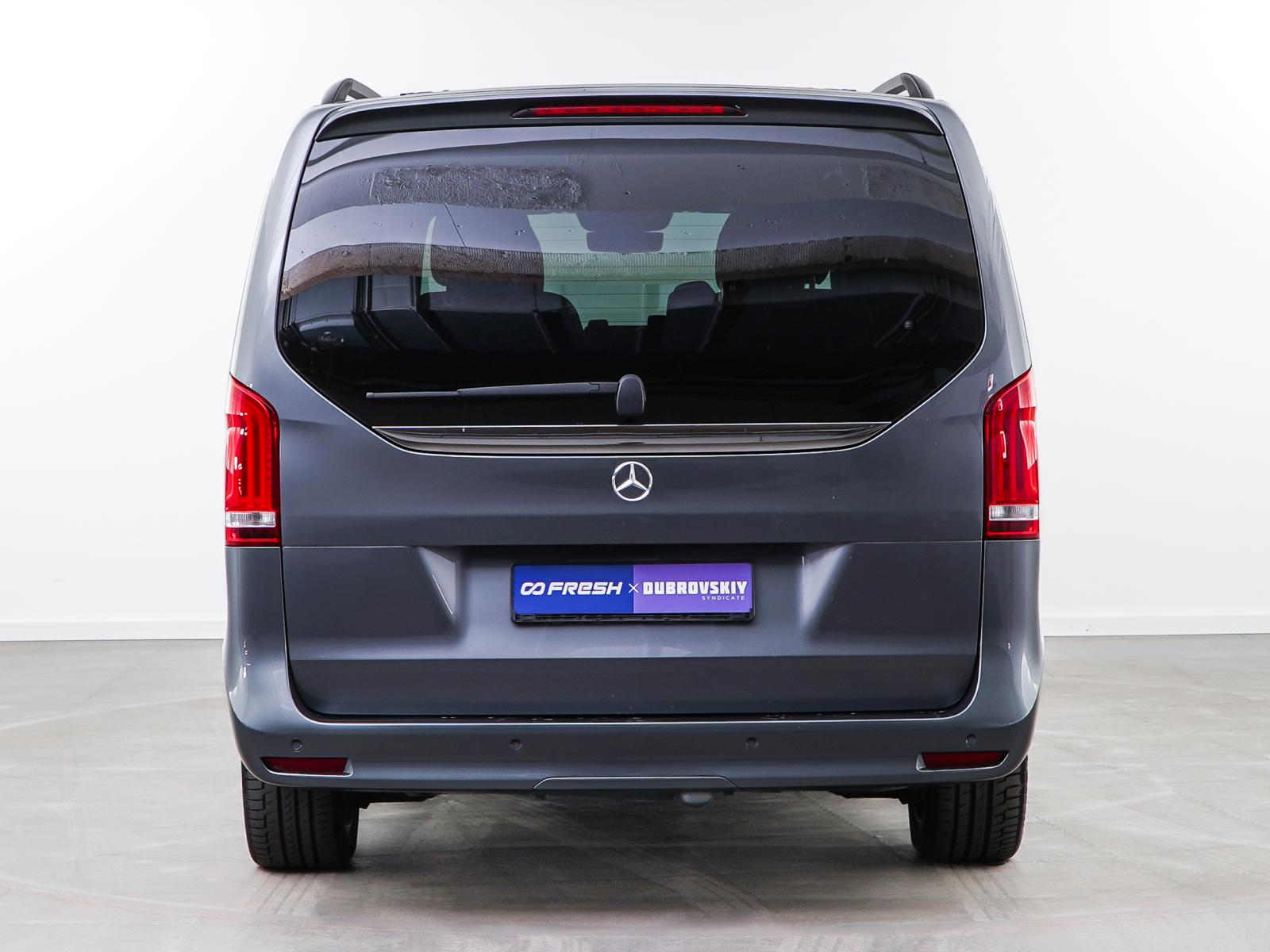 Mercedes-Benz V-Класс 2022