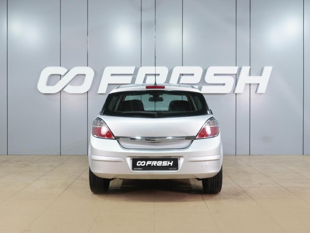 Opel Astra 2014