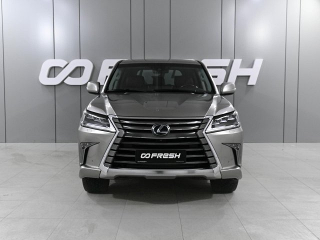 Lexus LX 2016