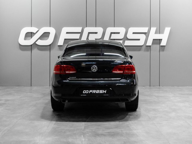 Volkswagen Passat 2011