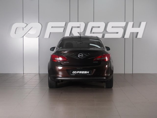 Opel Astra 2015