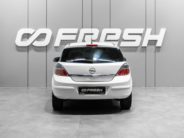 Opel Astra 2013