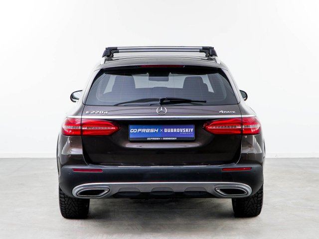 Mercedes-Benz E-Класс 2017