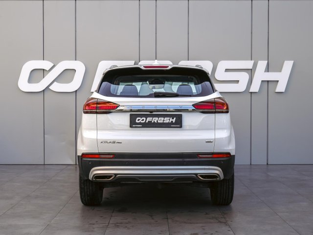 Geely Atlas Pro 2022