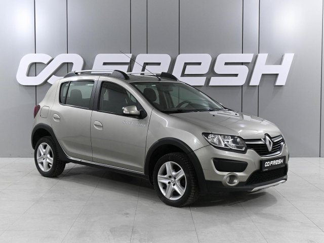 Renault Sandero 2015