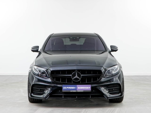 Mercedes-Benz E-Класс 2019